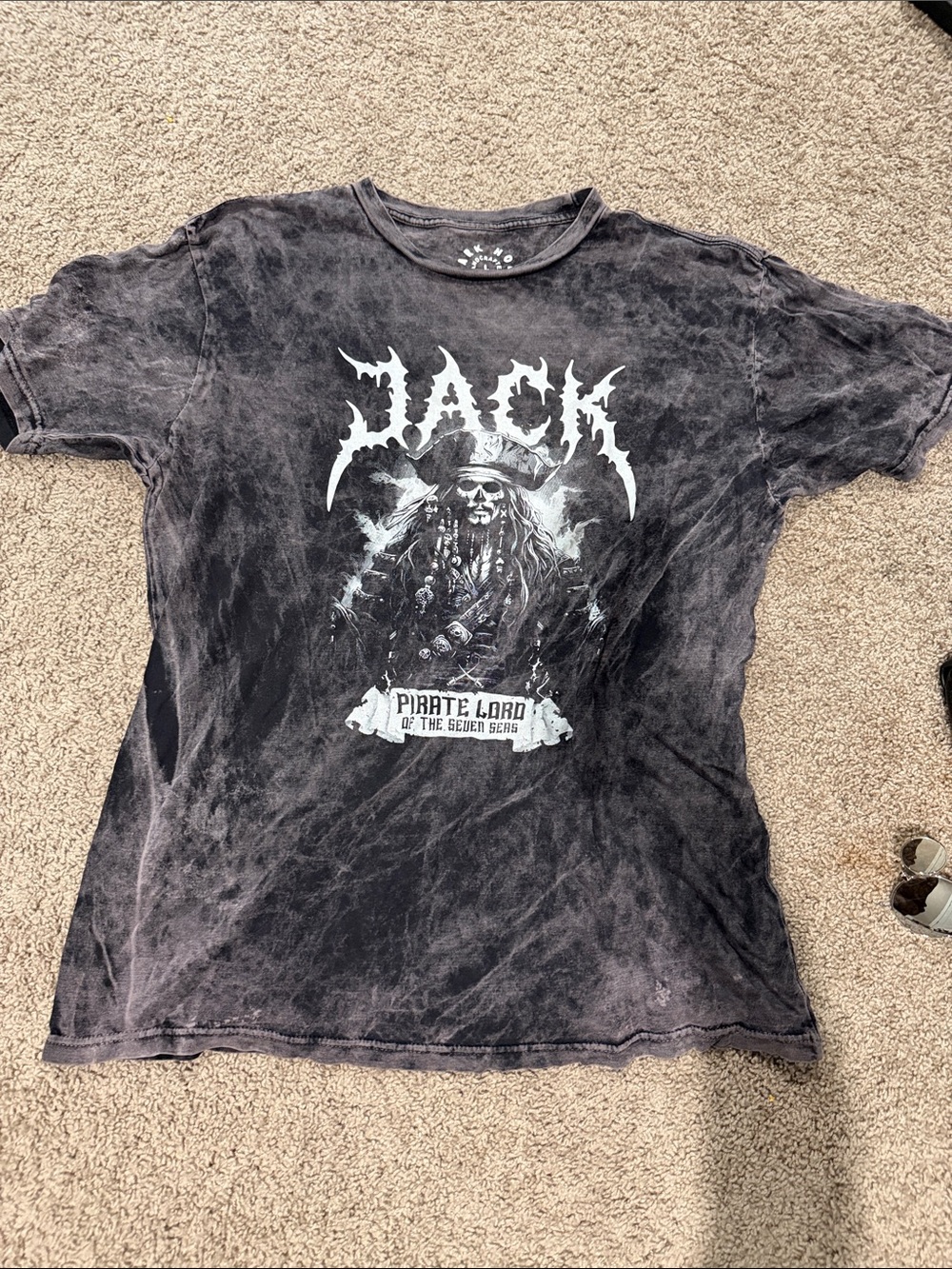 UNISEX pirate lord mineral wash from park hop tees